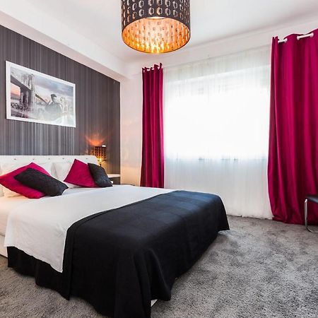 Apartments Elizabeth Biograd Na Moru Bagian luar foto