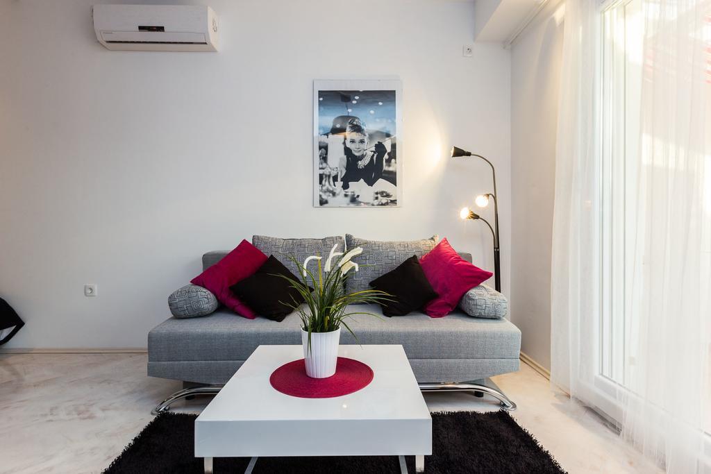 Apartments Elizabeth Biograd Na Moru Bagian luar foto